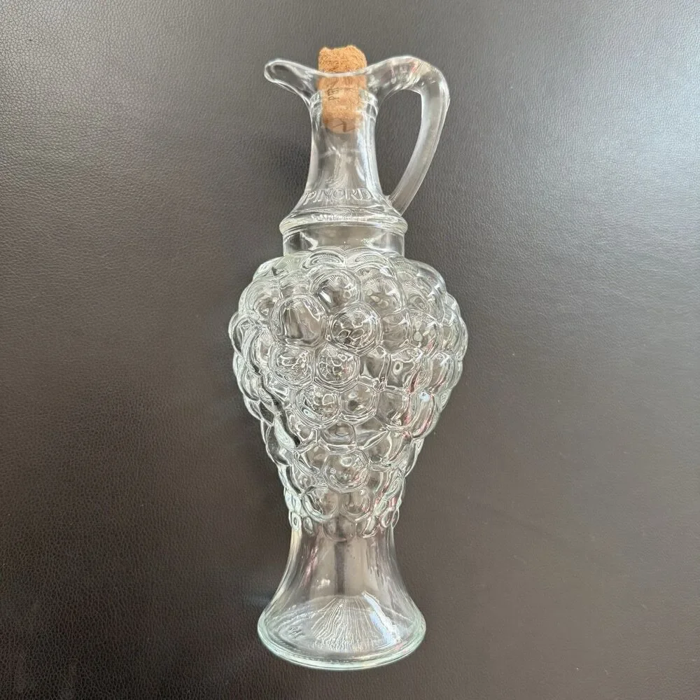 Vintage Pinord Moscatel Grape Cluster Clear Glass Decanter Wine Pitcher 11” Cork